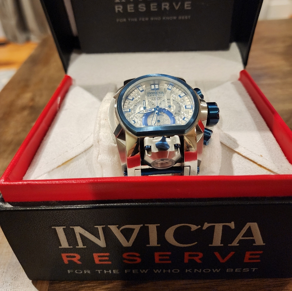 Invicta Men's Reserve Bolt Zeus Magnum Quartz Watch